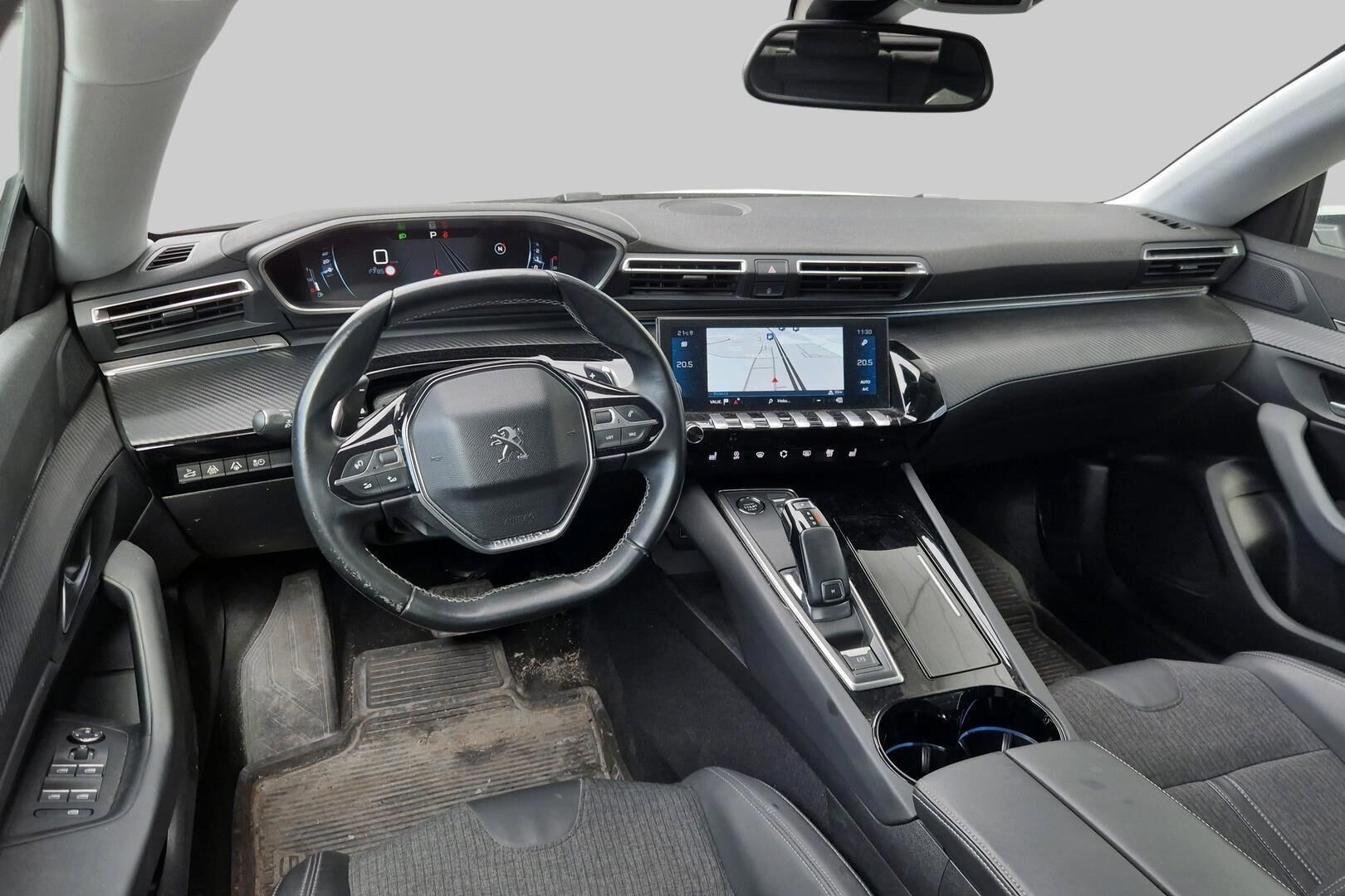 Peugeot 508 iso kuva 2