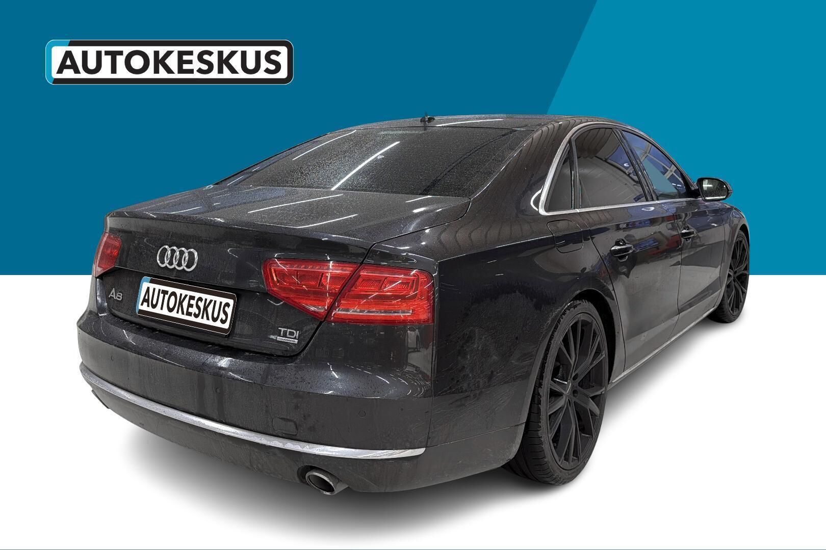Audi A8 iso kuva 4