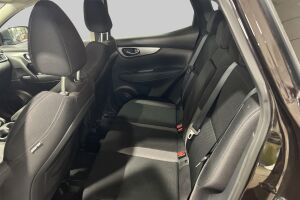 Nissan Qashqai esikatselu 10