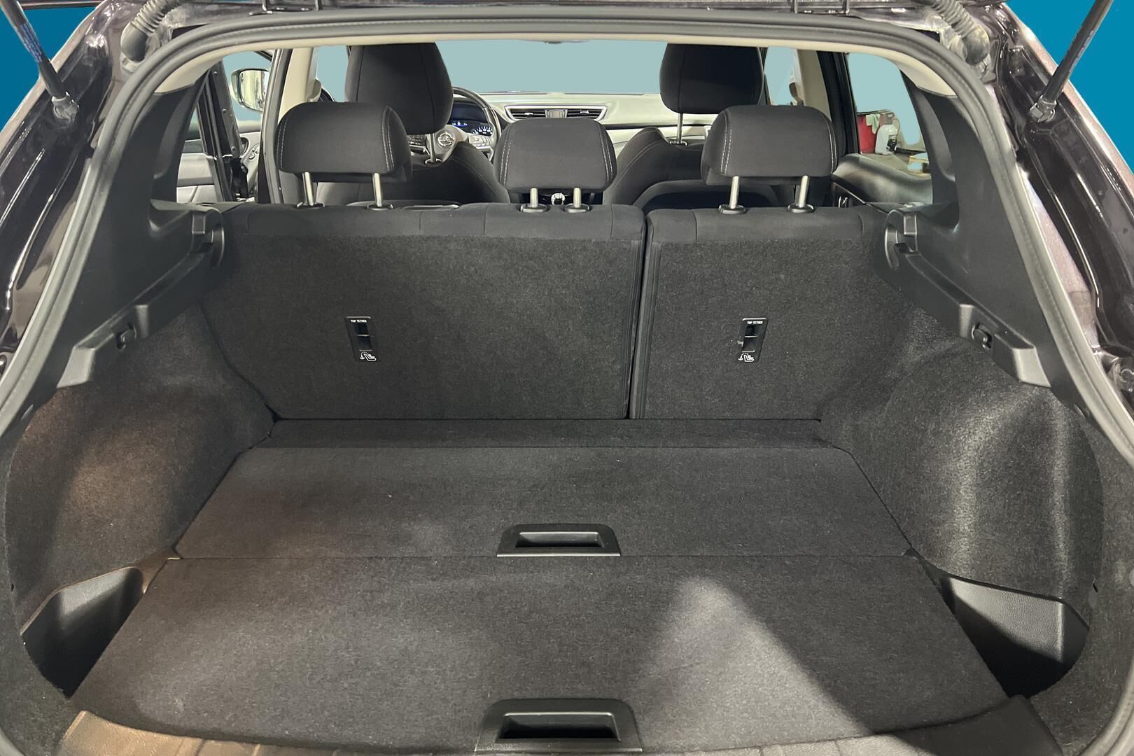 Nissan Qashqai iso kuva 12