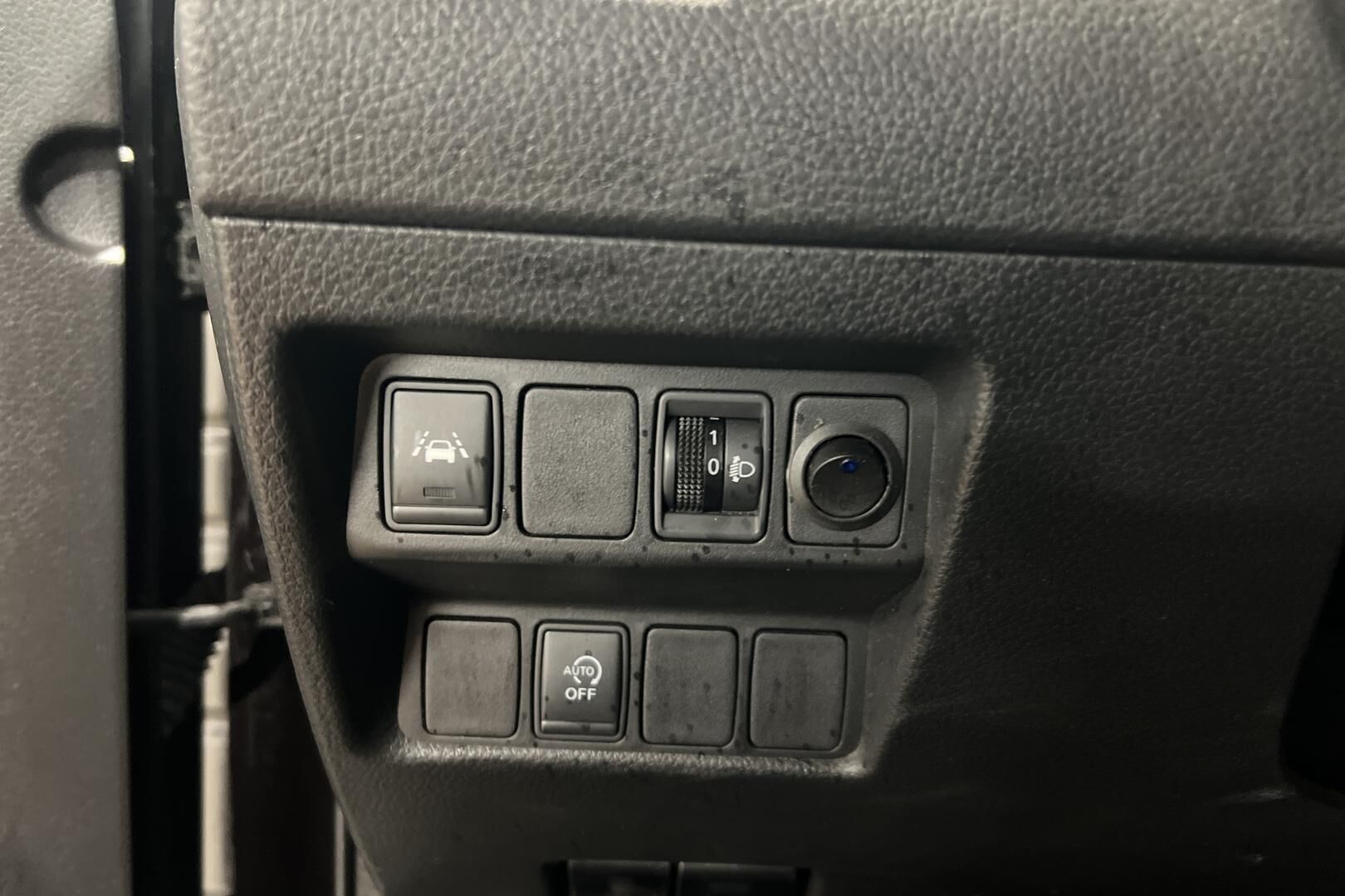 Nissan Qashqai iso kuva 17