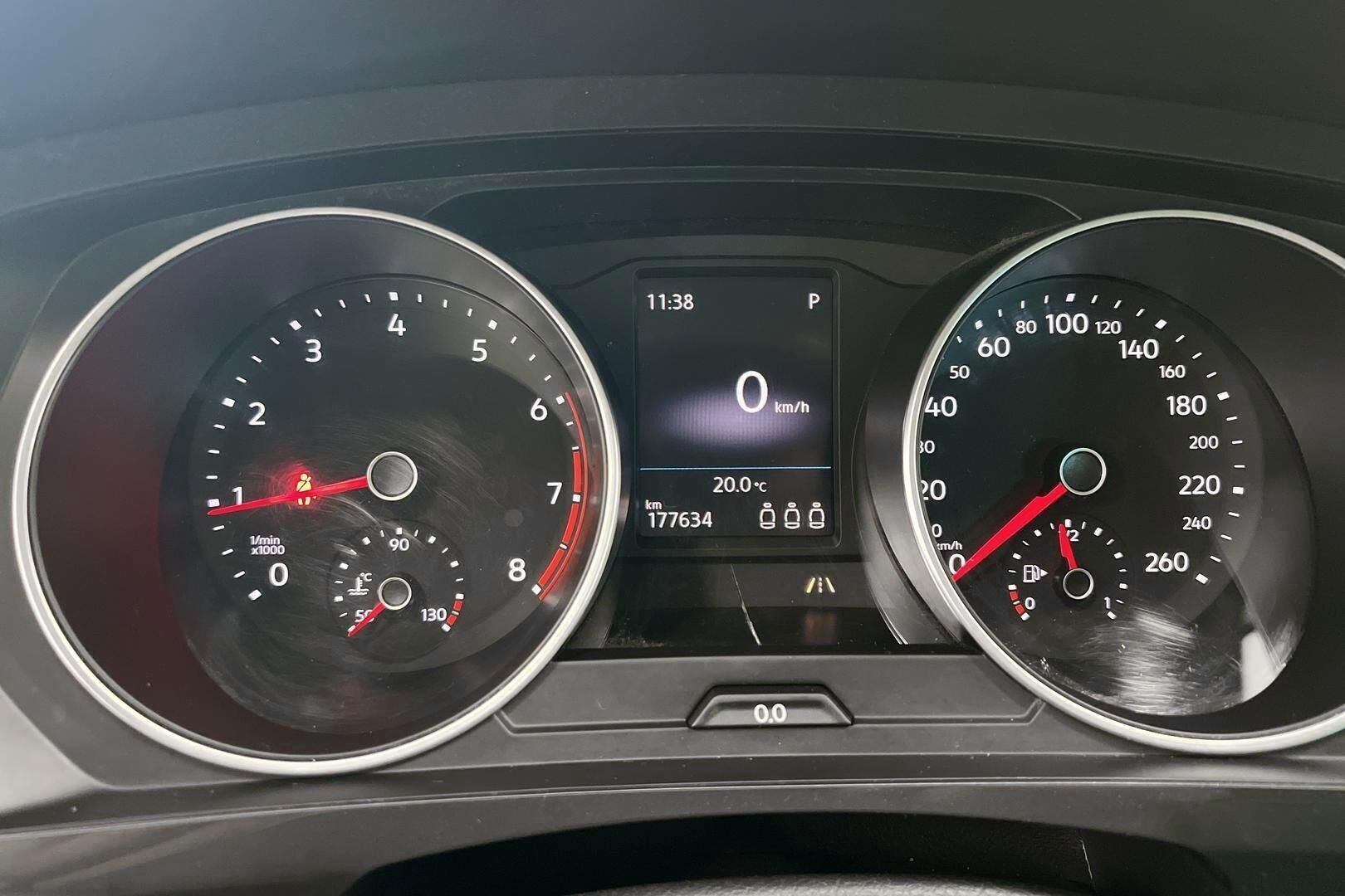 Volkswagen Tiguan iso kuva 13