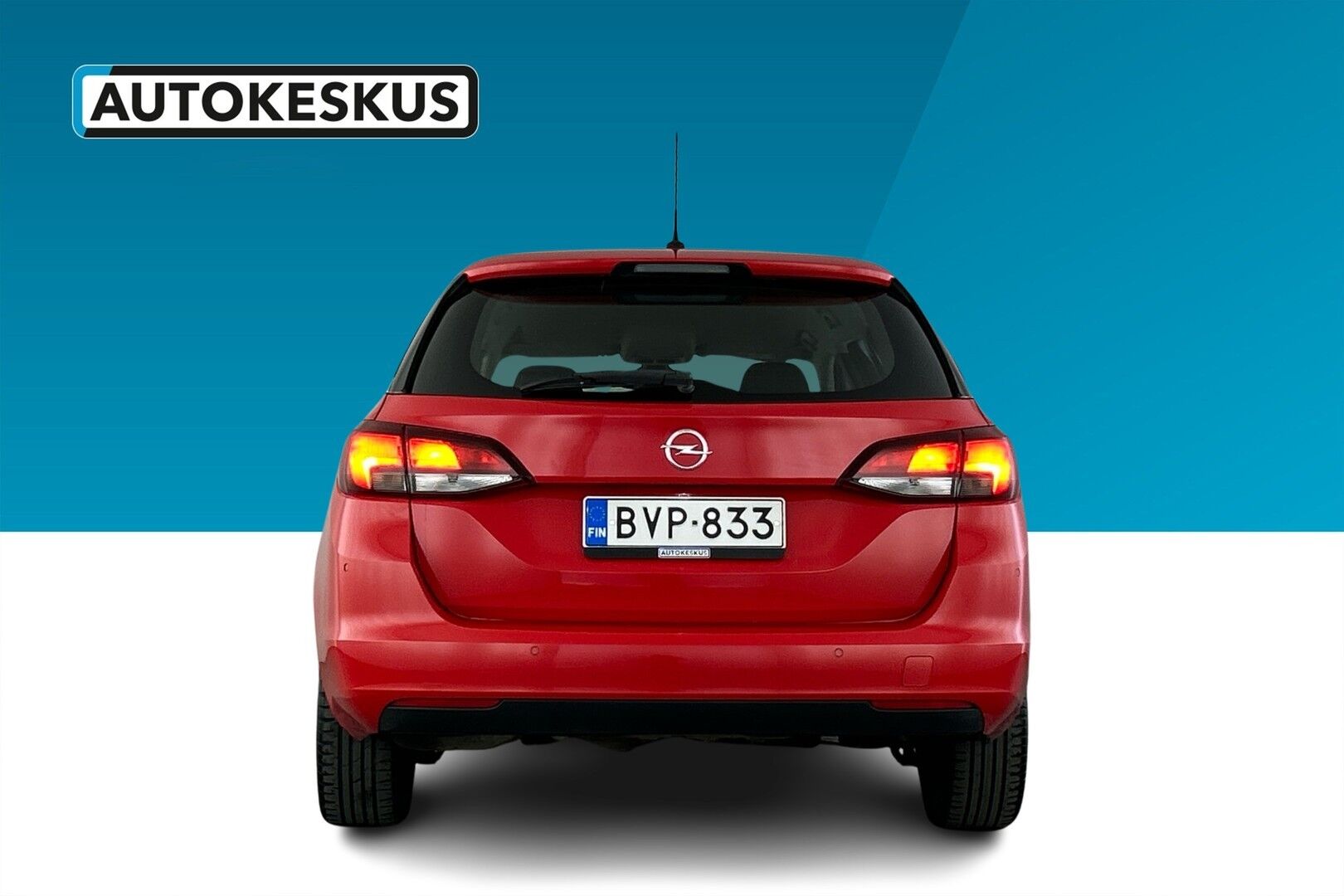 Opel Astra iso kuva 16