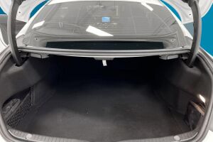 Mercedes-Benz C esikatselu 12