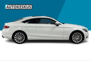 Mercedes-Benz C esikatselu 4