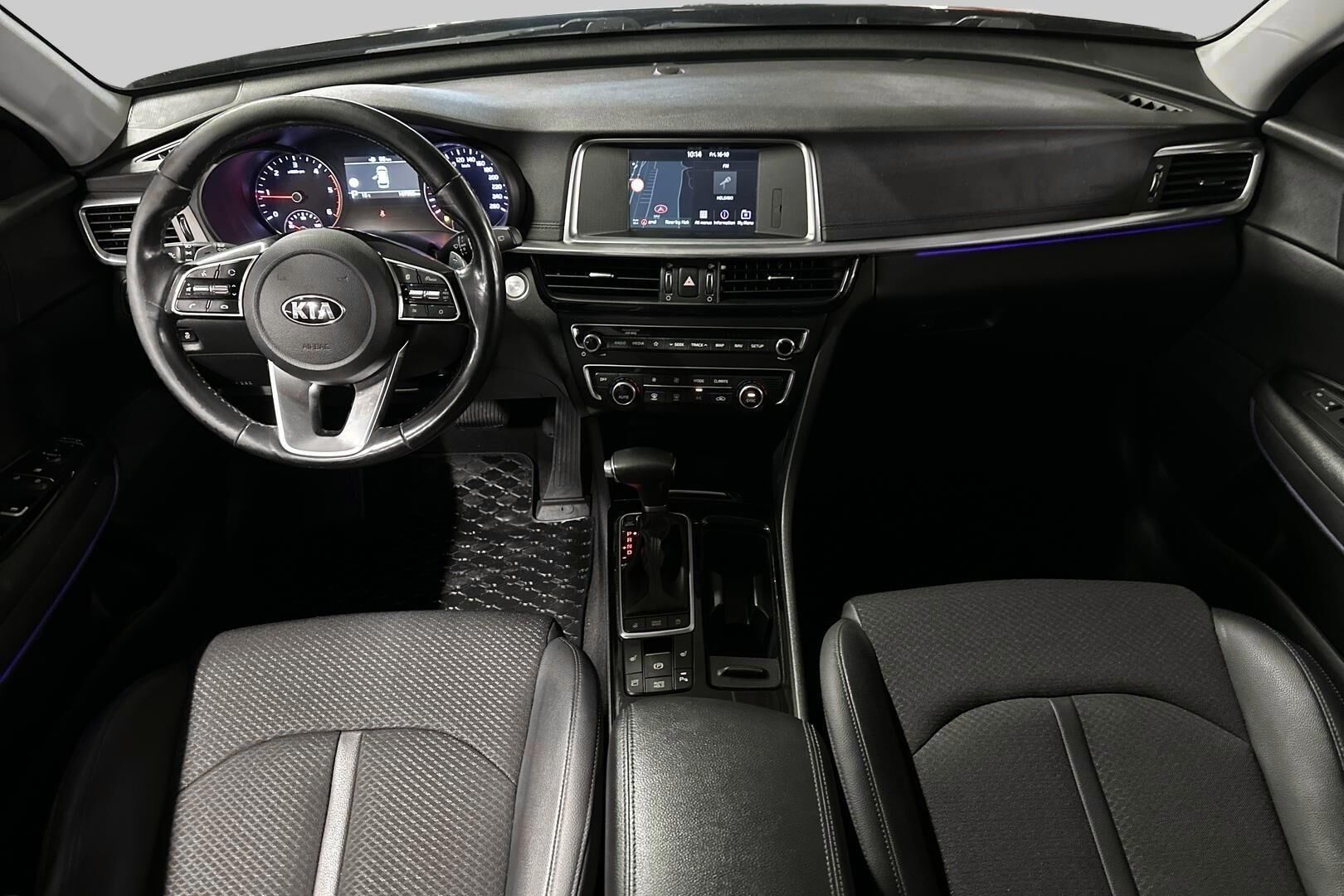 Kia Optima iso kuva 20