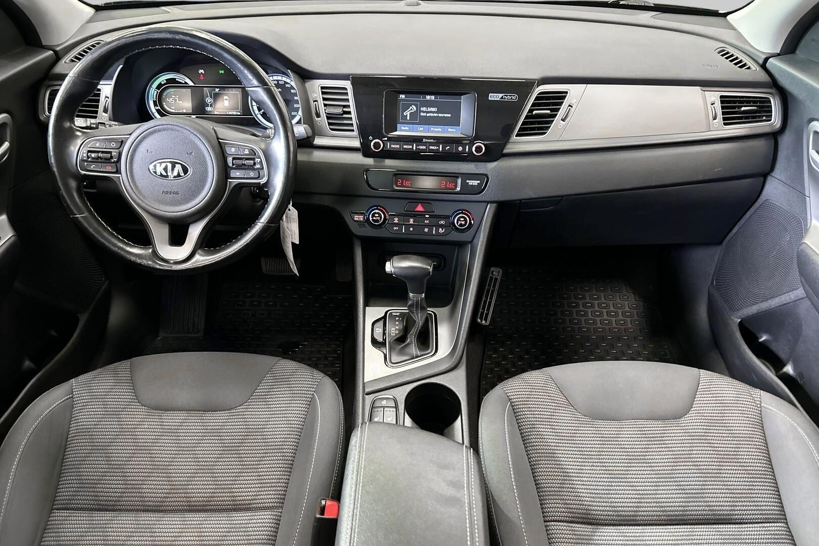 Kia Niro iso kuva 11