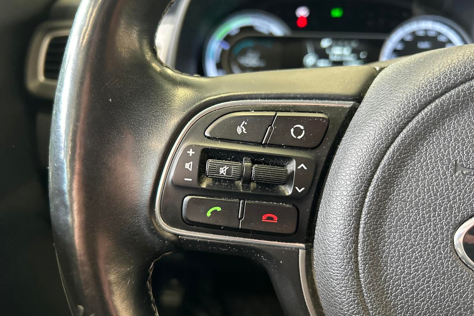 Kia Niro iso kuva 17