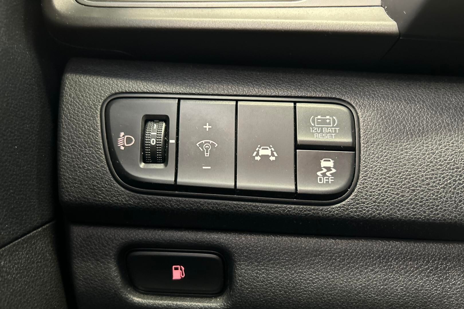 Kia Niro iso kuva 20