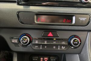 Kia Niro esikatselu 24