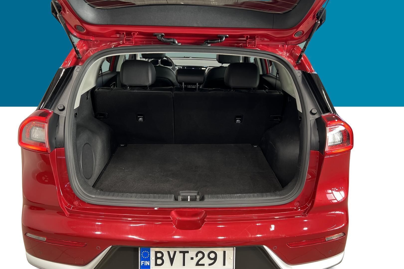 Kia Niro iso kuva 11