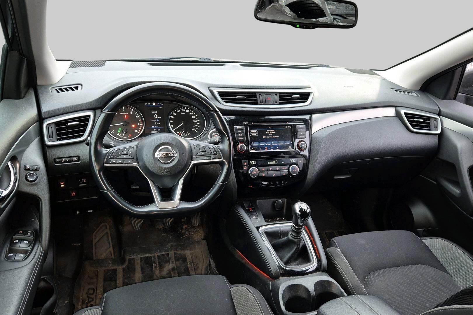 Nissan Qashqai iso kuva 2