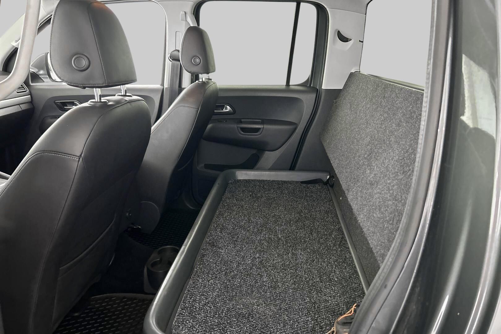 Volkswagen Amarok iso kuva 8