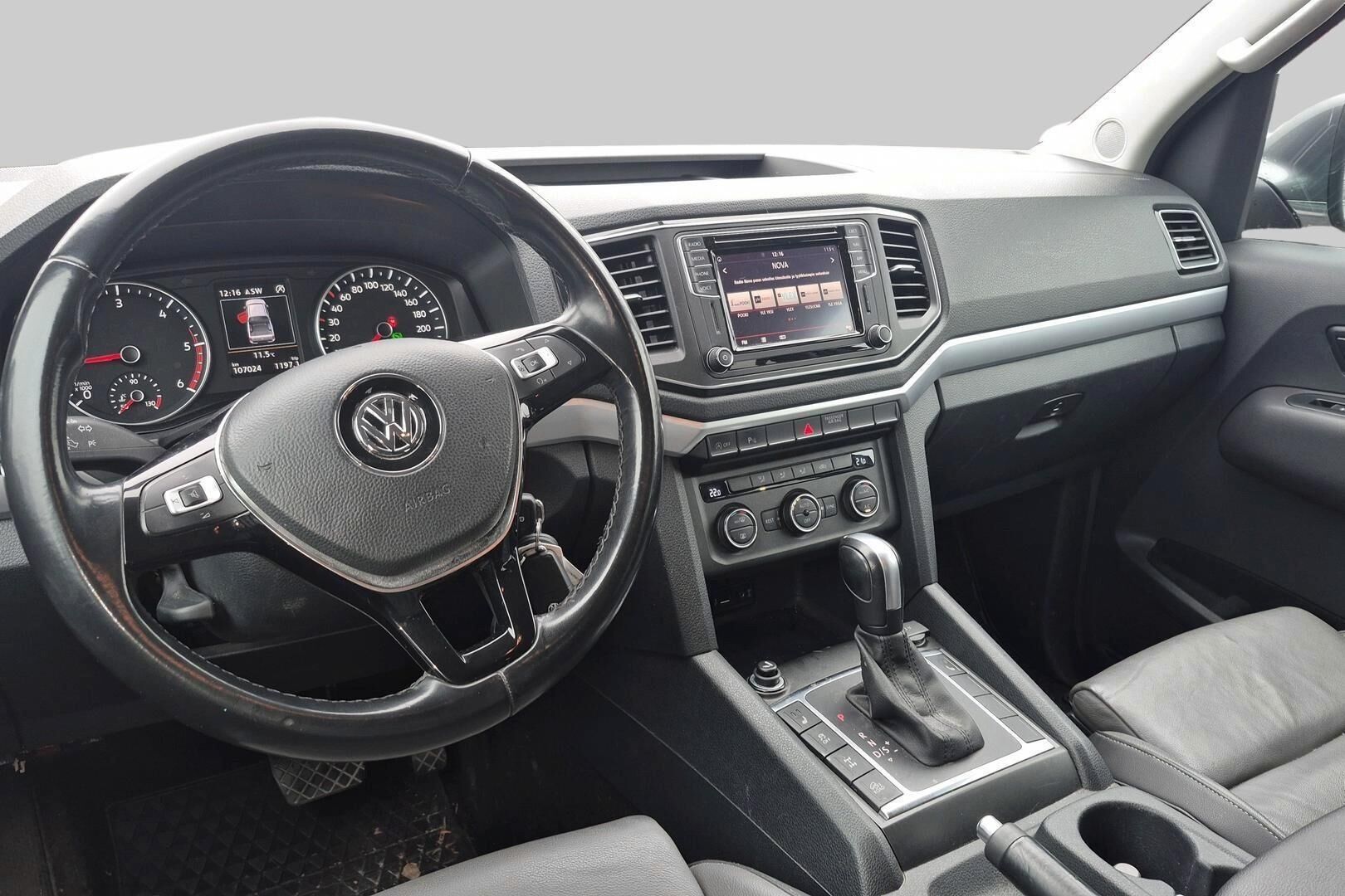 Volkswagen Amarok iso kuva 2