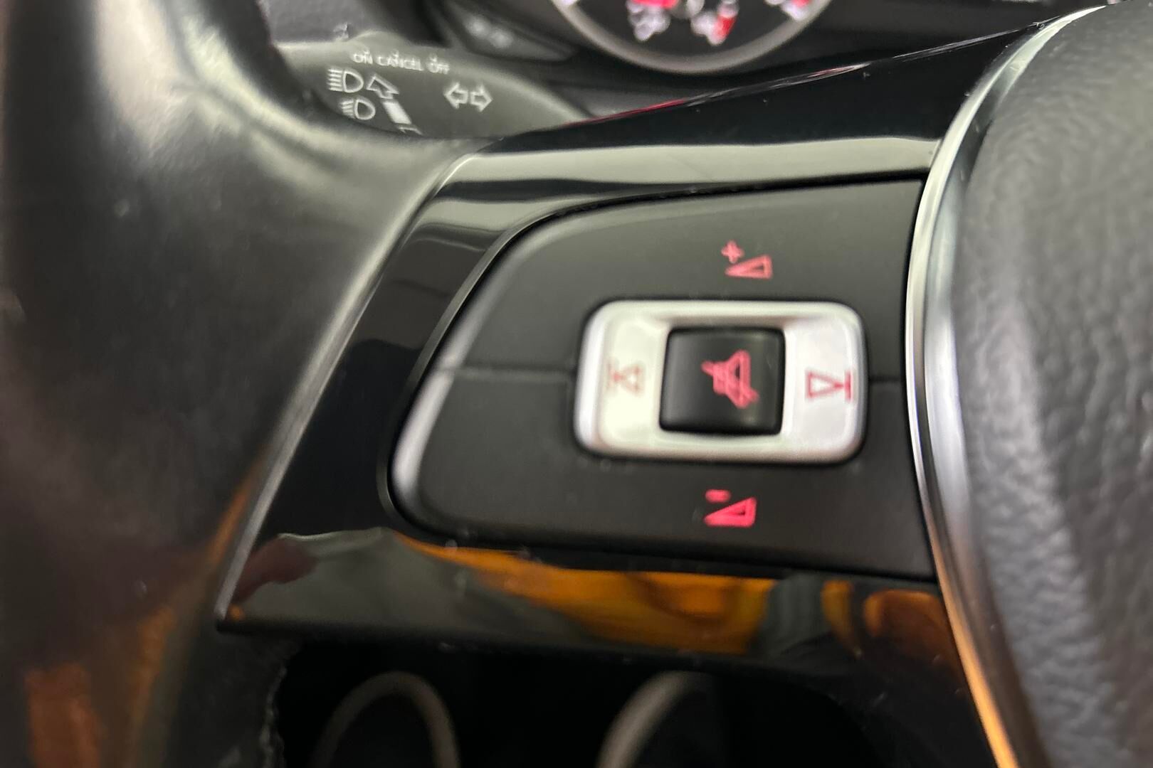 Volkswagen Amarok iso kuva 20