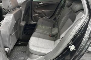 Opel Astra esikatselu 10