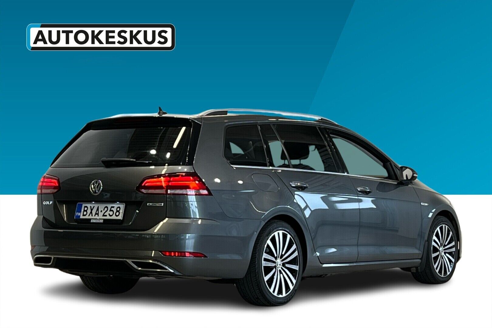 Volkswagen Golf iso kuva 1