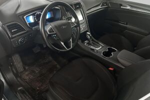 Ford Mondeo esikatselu 2