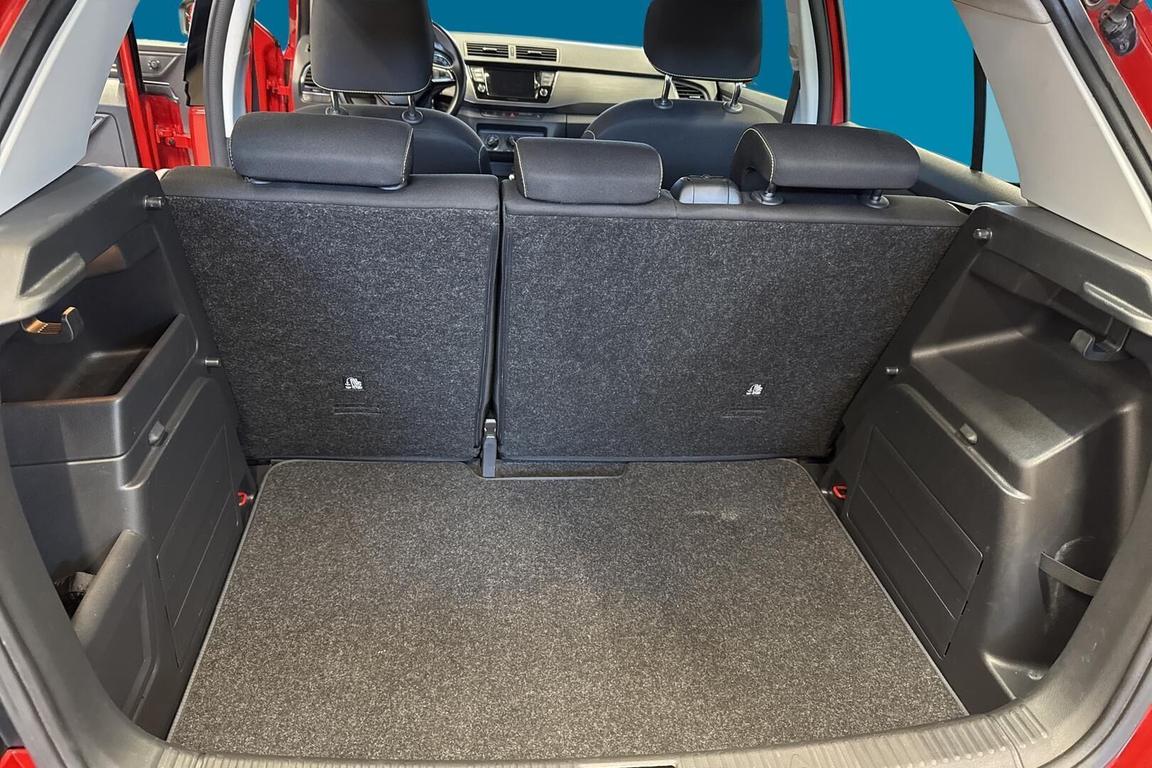 Skoda Fabia iso kuva 12