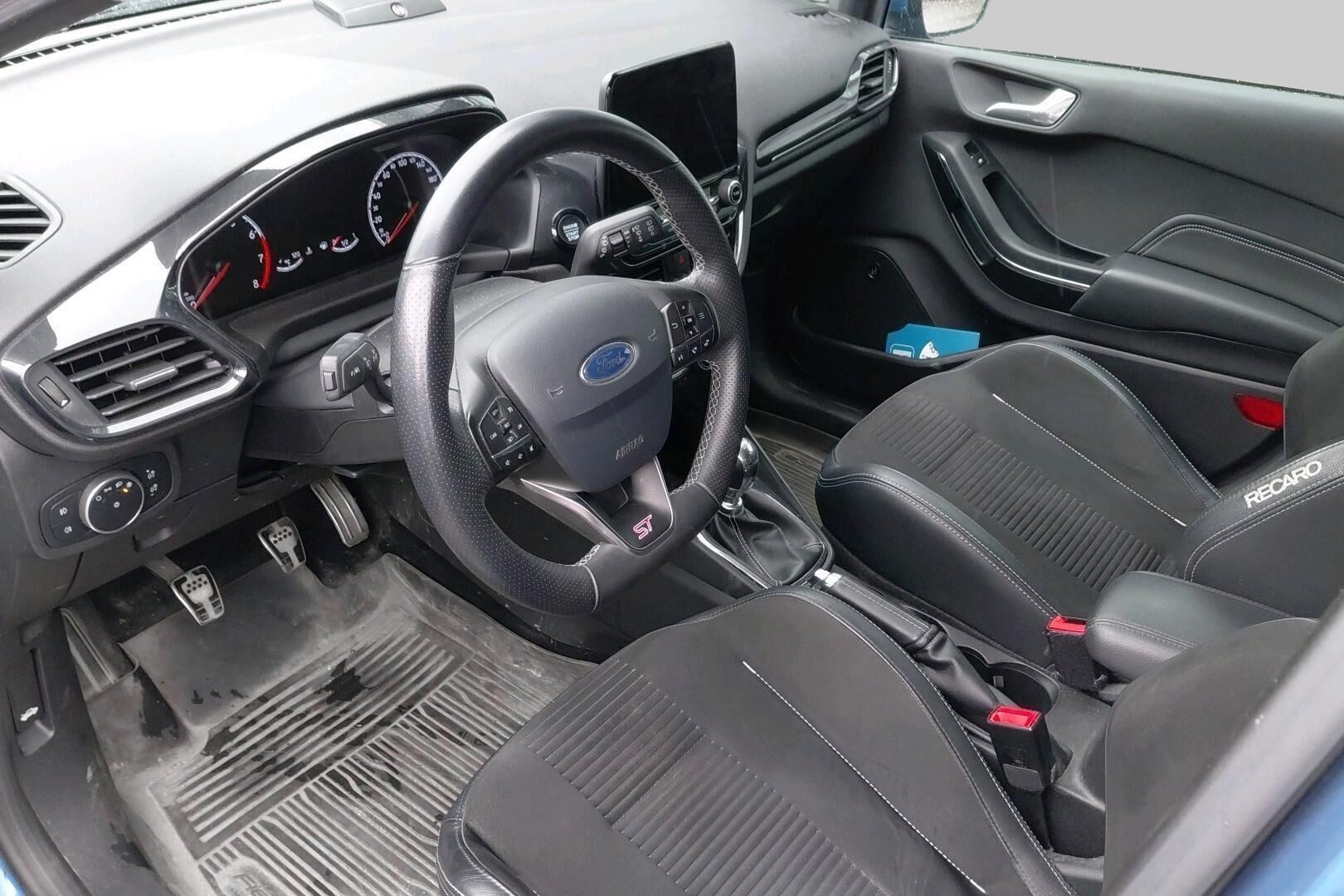 Ford Fiesta iso kuva 2