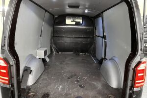 Volkswagen Transporter esikatselu 10