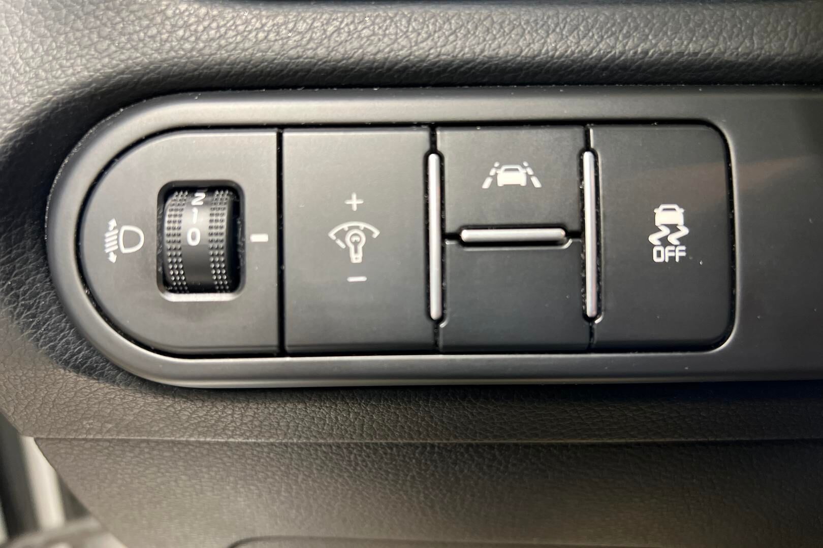 Kia ProCeed iso kuva 20