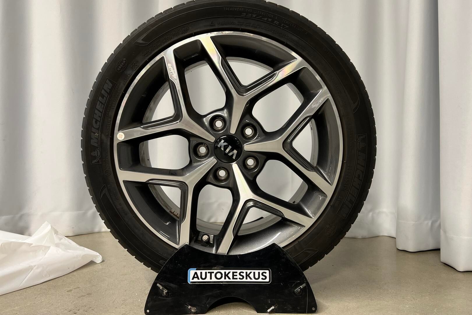 Kia ProCeed iso kuva 21