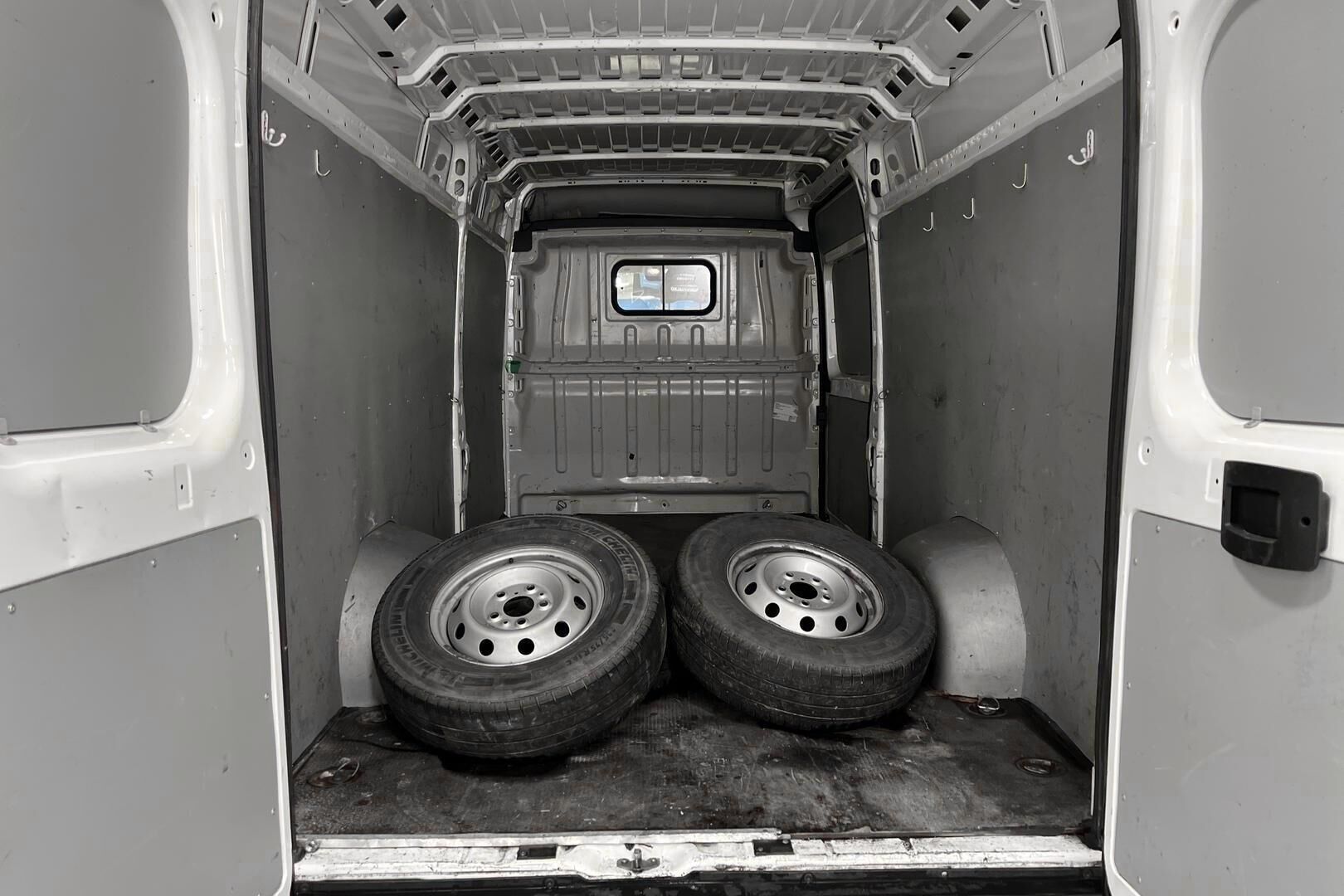 Citroen Jumper iso kuva 9