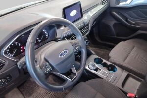 Ford Focus esikatselu 2