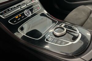 Mercedes-Benz E esikatselu 14