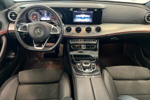 Mercedes-Benz E esikatselu 19