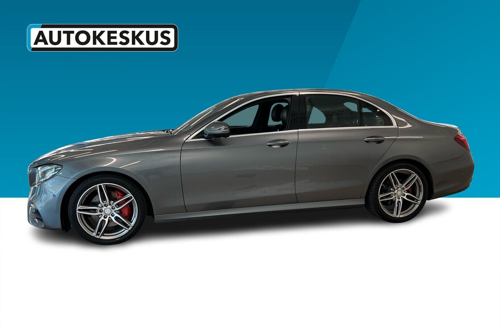 Mercedes-Benz E iso kuva 5