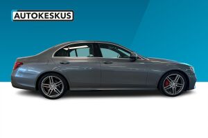 Mercedes-Benz E esikatselu 6