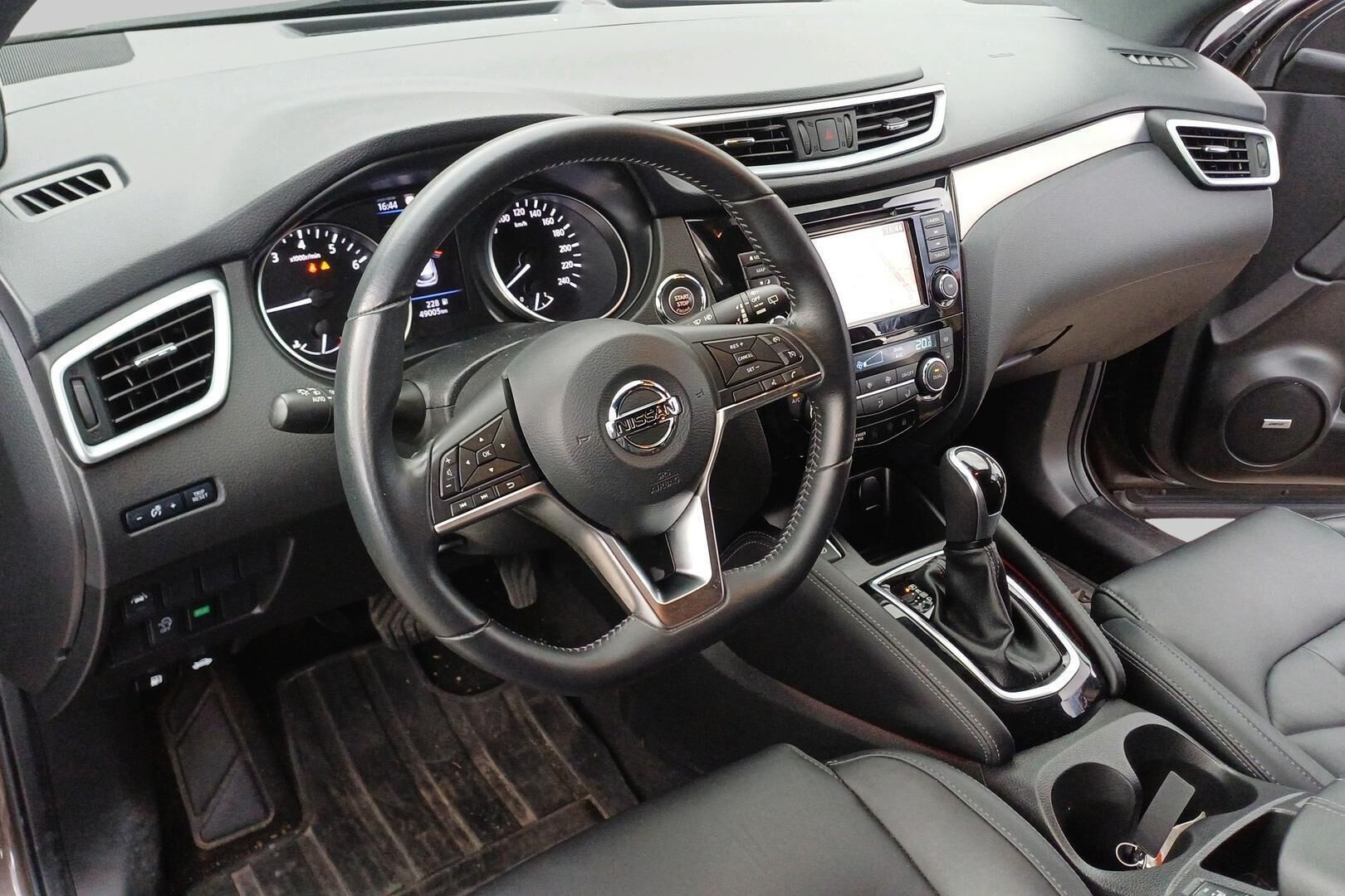 Nissan Qashqai iso kuva 1
