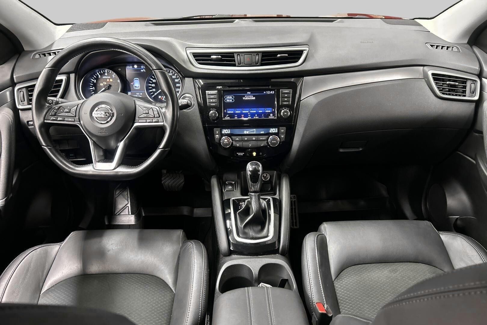 Nissan Qashqai iso kuva 11