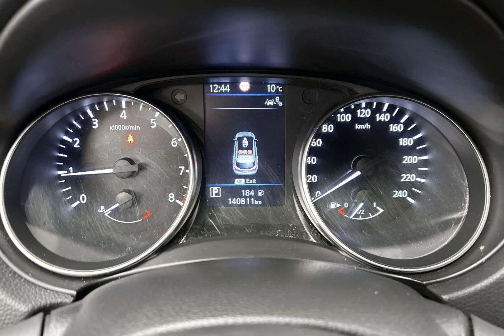 Nissan Qashqai iso kuva 14