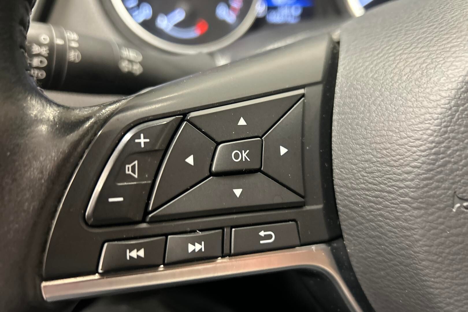 Nissan Qashqai iso kuva 18
