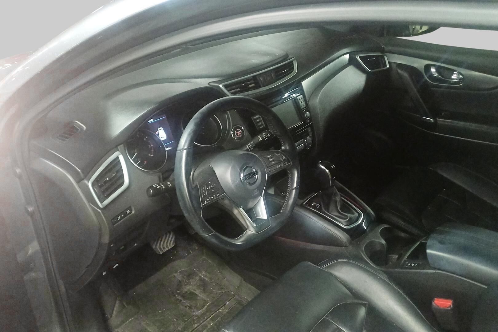 Nissan Qashqai iso kuva 2