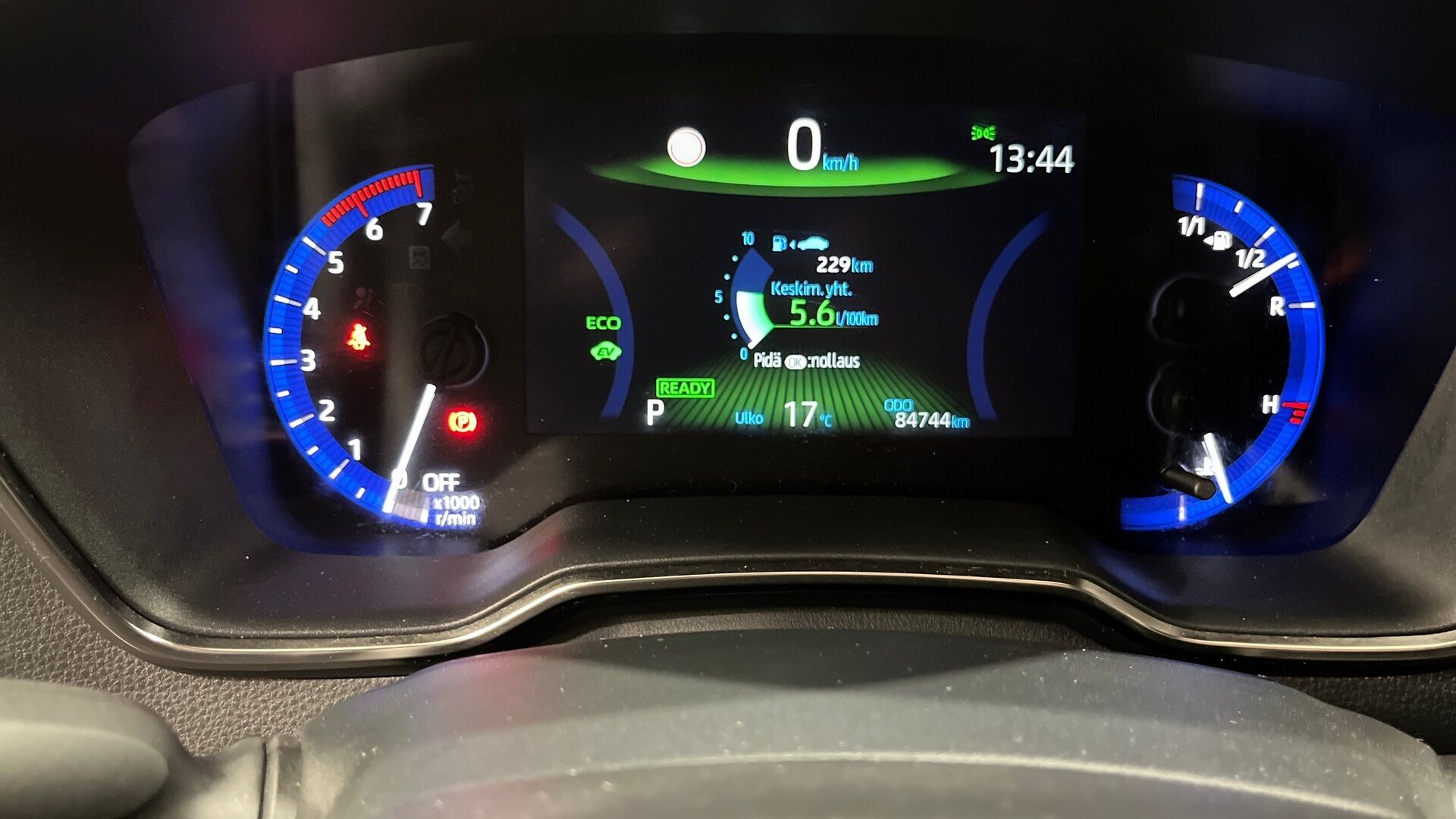 Toyota Corolla iso kuva 12