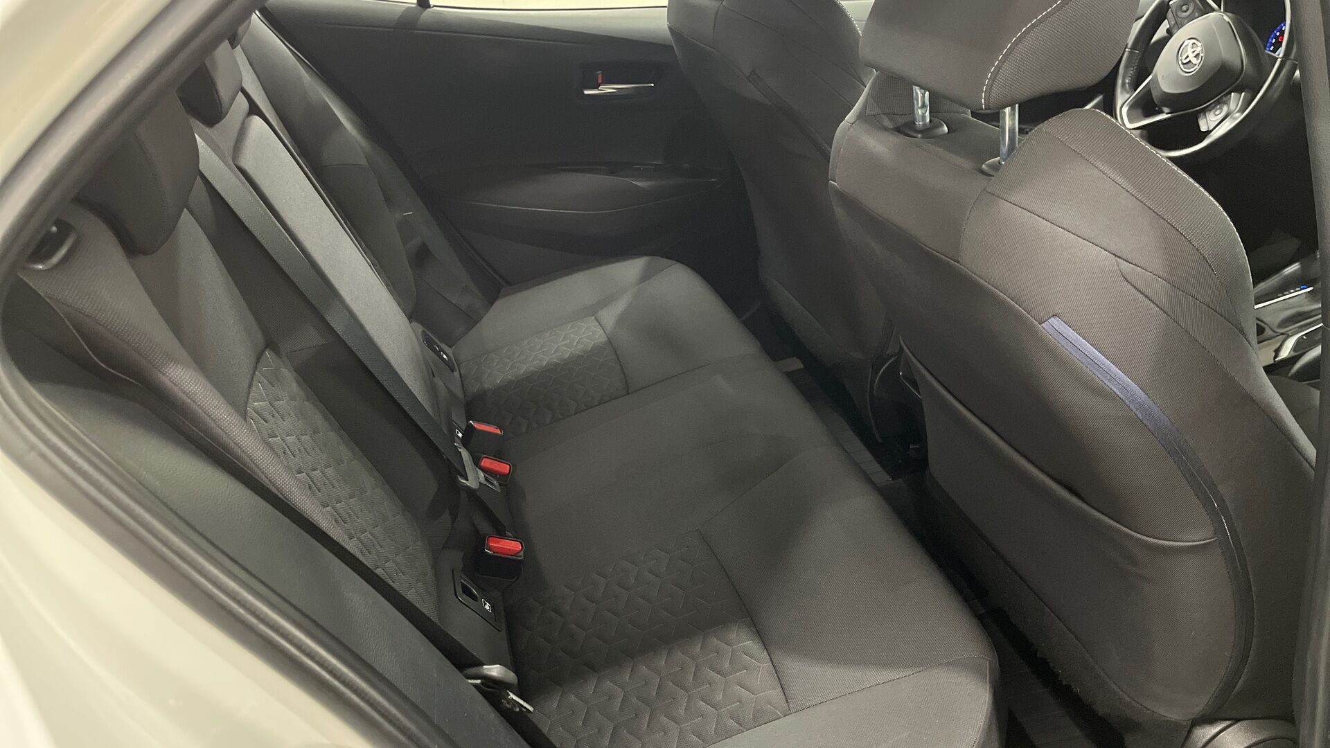 Toyota Corolla iso kuva 15