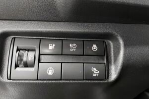 NISSAN Leaf esikatselu 8