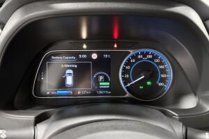 NISSAN Leaf esikatselu 11