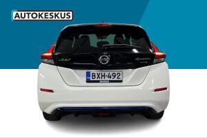 NISSAN Leaf esikatselu 3