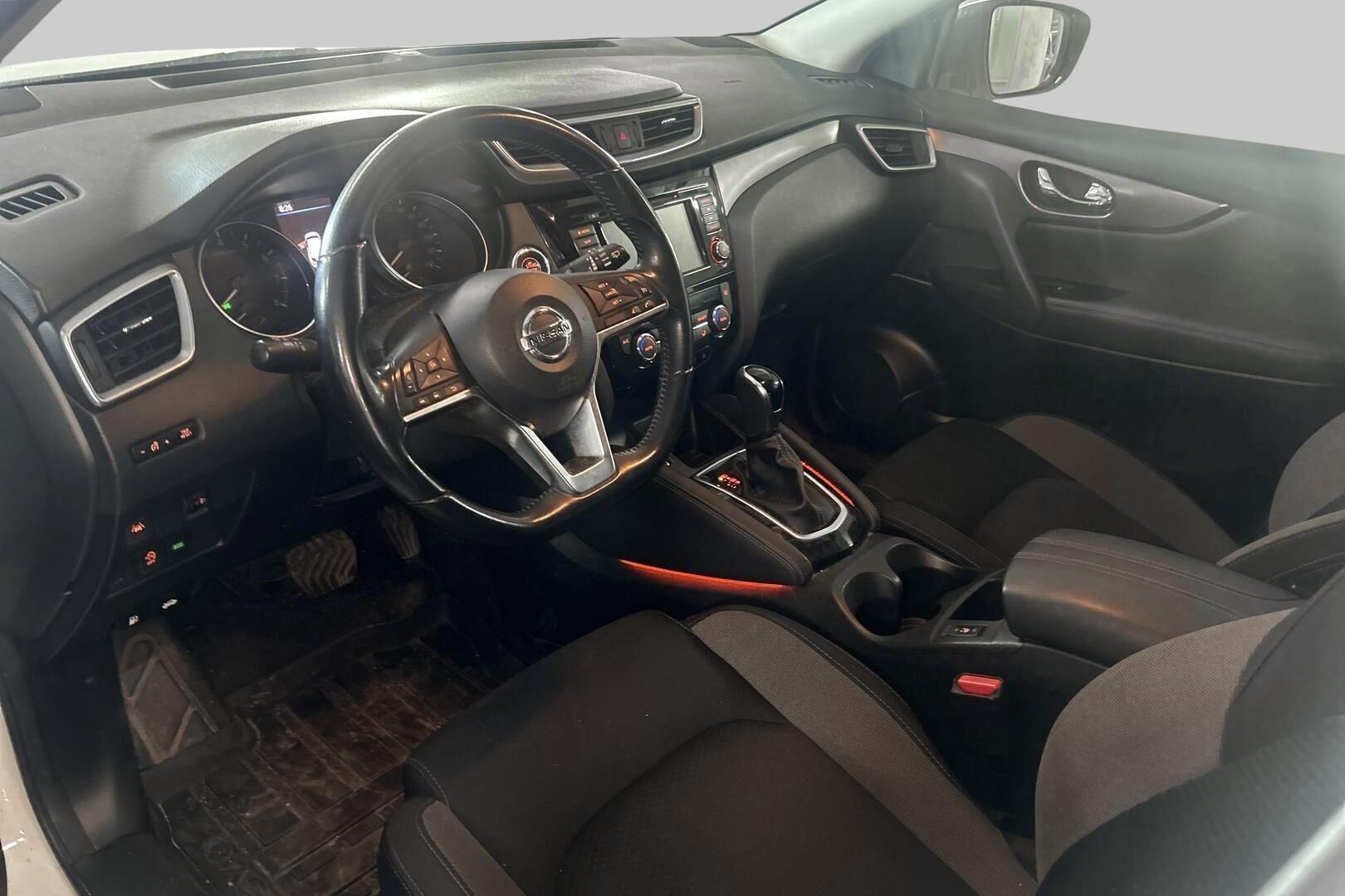 Nissan Qashqai iso kuva 2