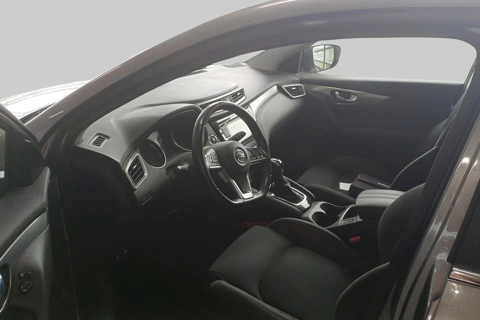Nissan Qashqai iso kuva 2