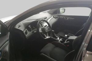 Nissan Qashqai esikatselu 2