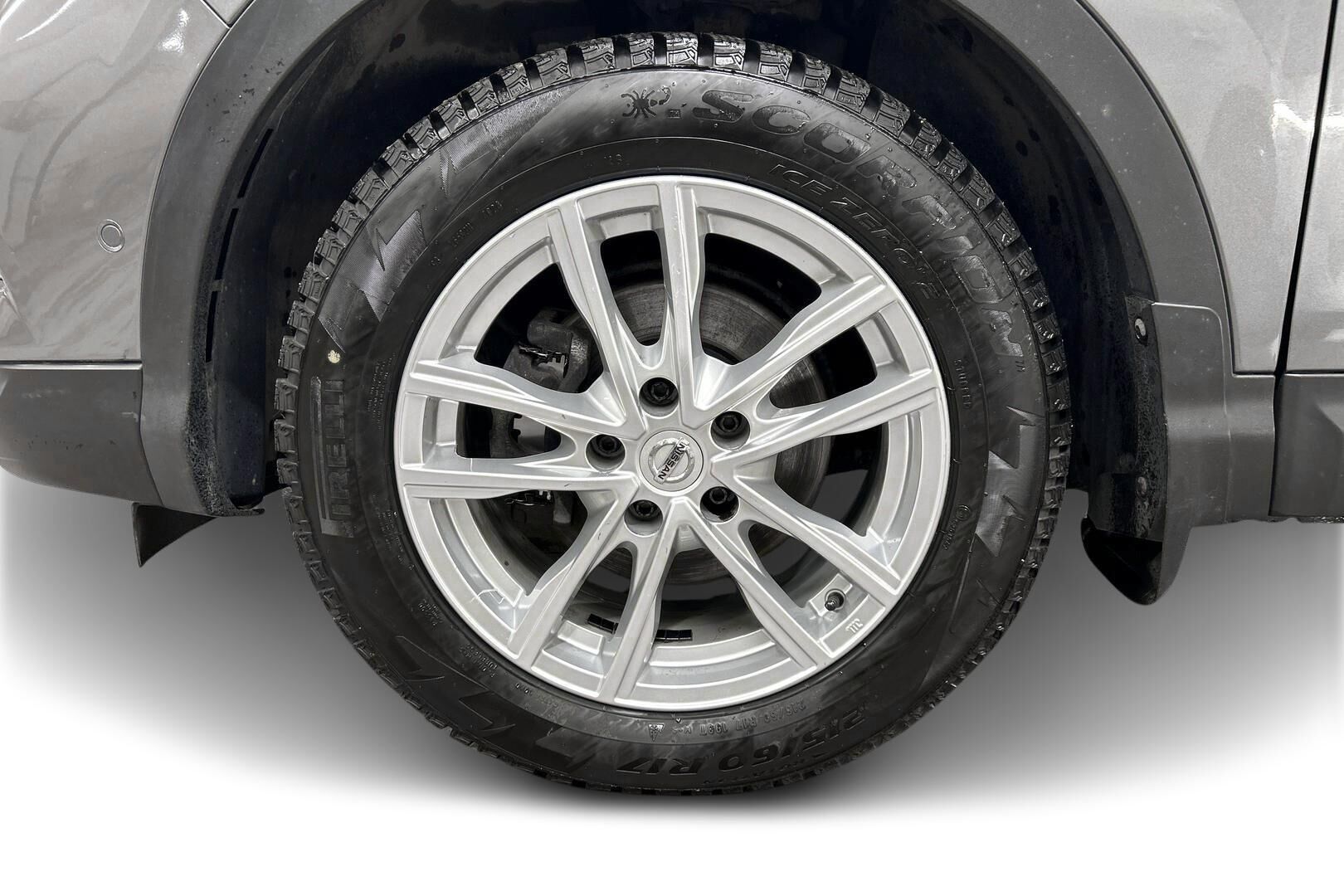 Nissan Qashqai iso kuva 13