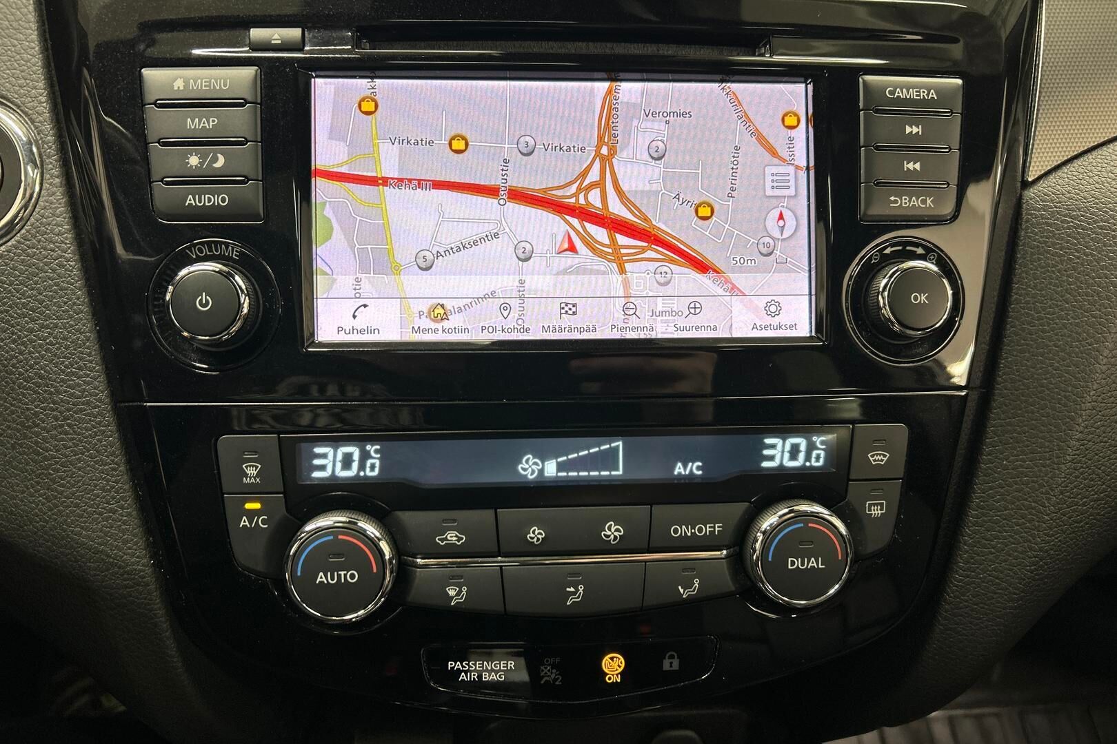 Nissan Qashqai iso kuva 15