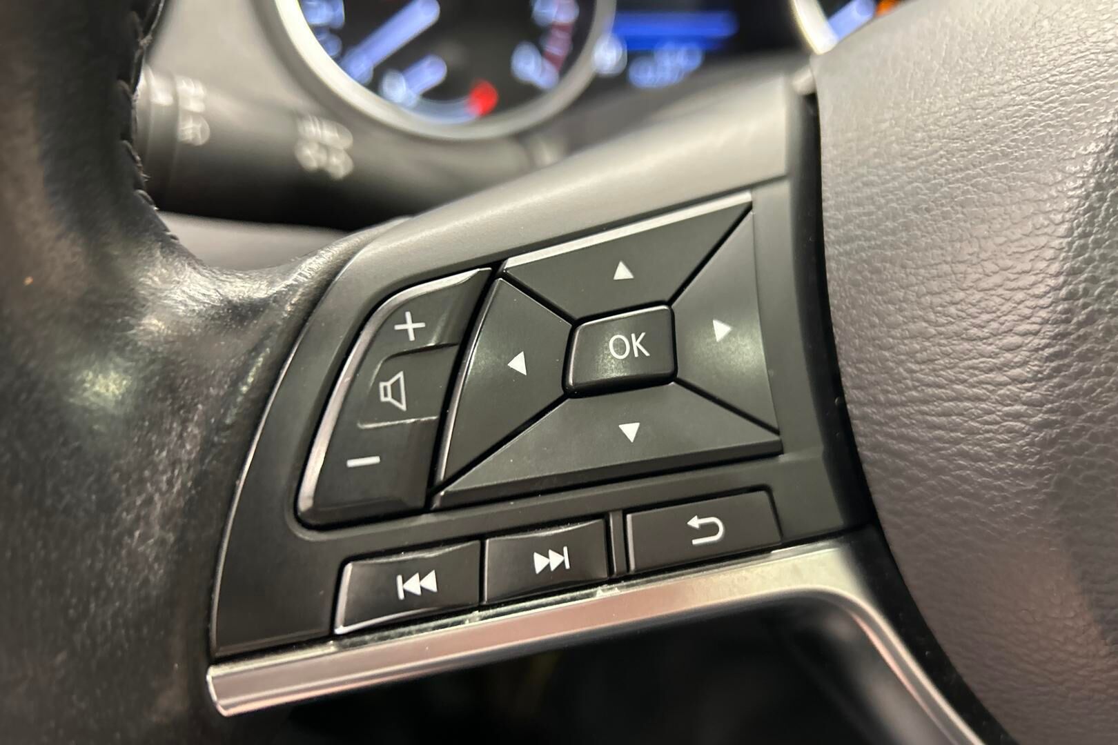 Nissan Qashqai iso kuva 18