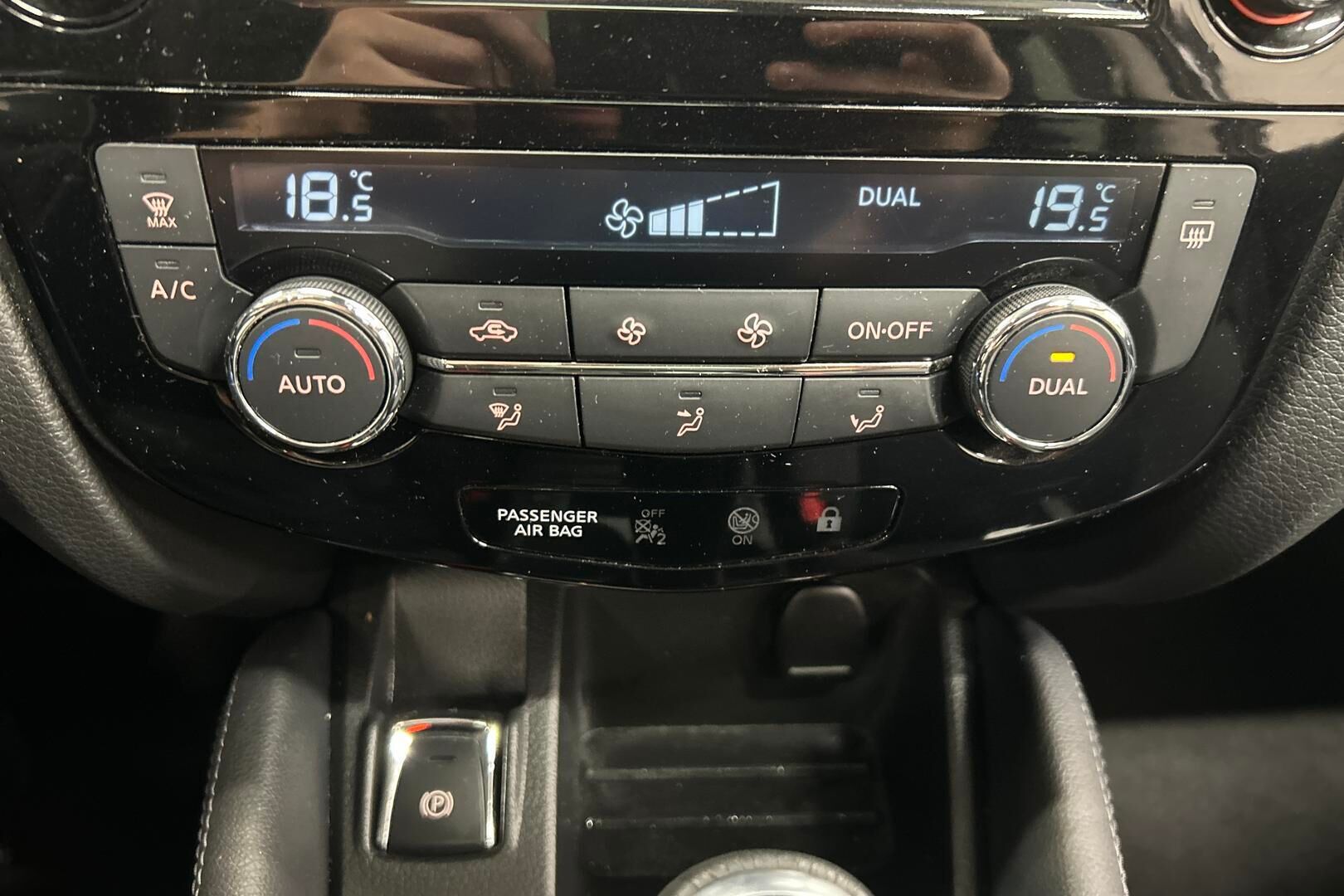 Nissan Qashqai iso kuva 19